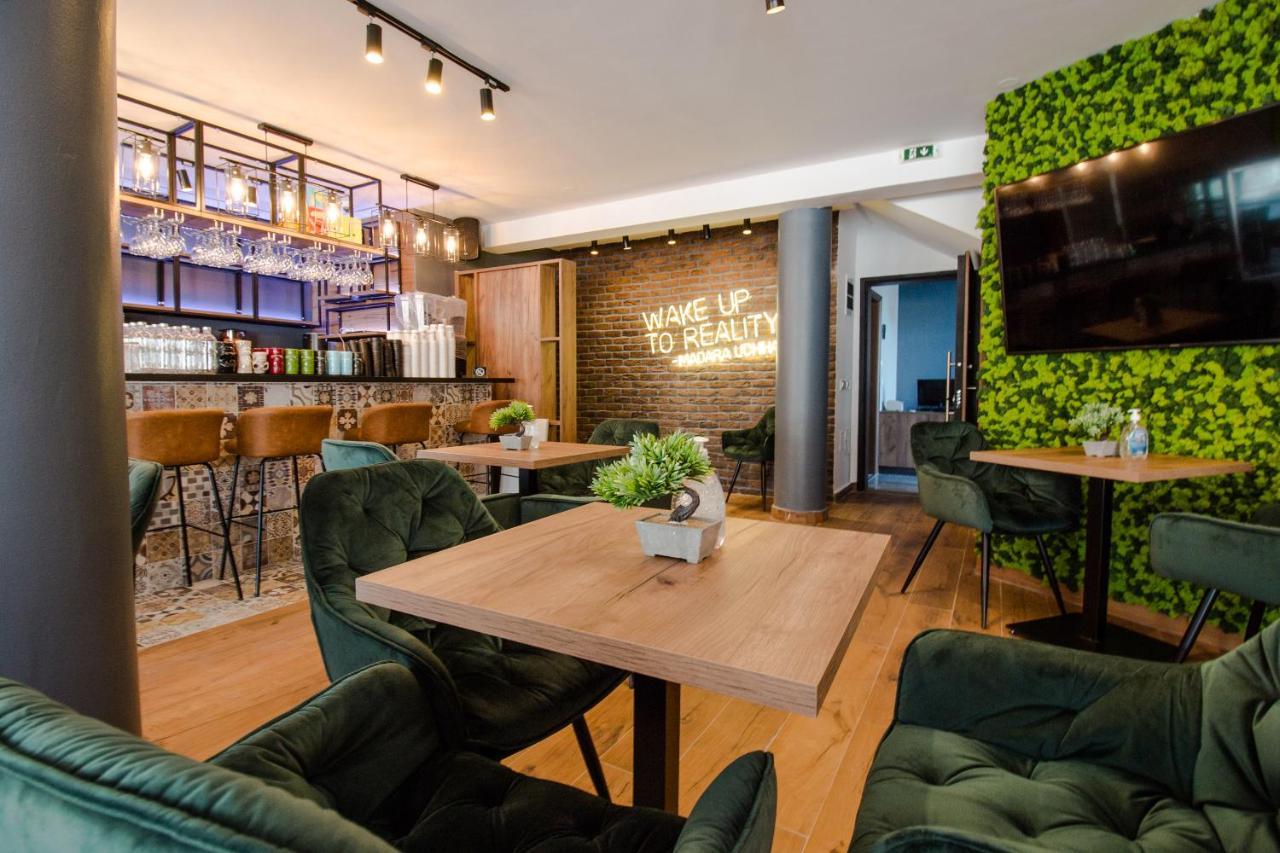 גבגלייה Oasis Apartments מראה חיצוני תמונה