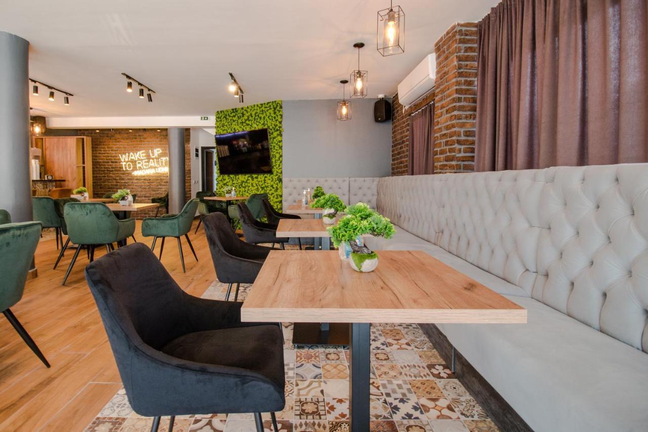 גבגלייה Oasis Apartments מראה חיצוני תמונה